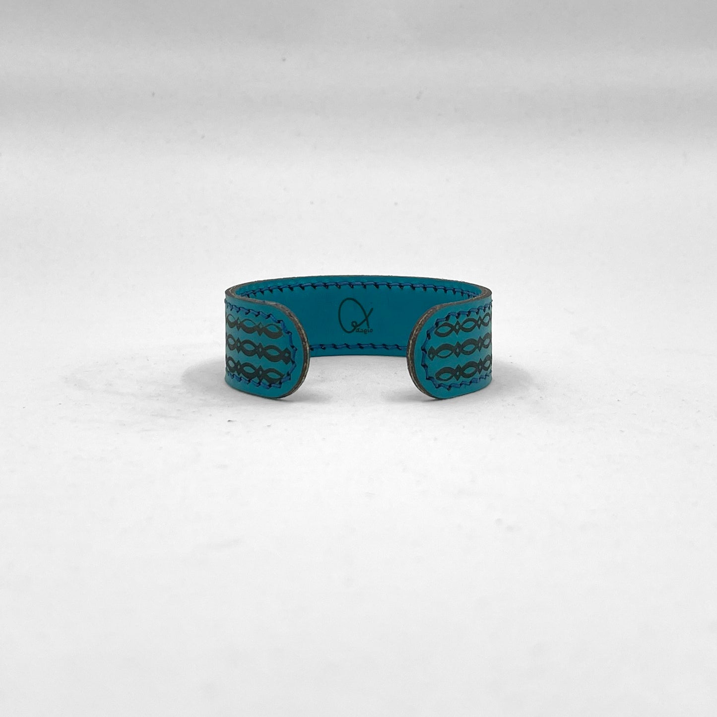 Servant of God Curved Bangle (Large) Gabryjei