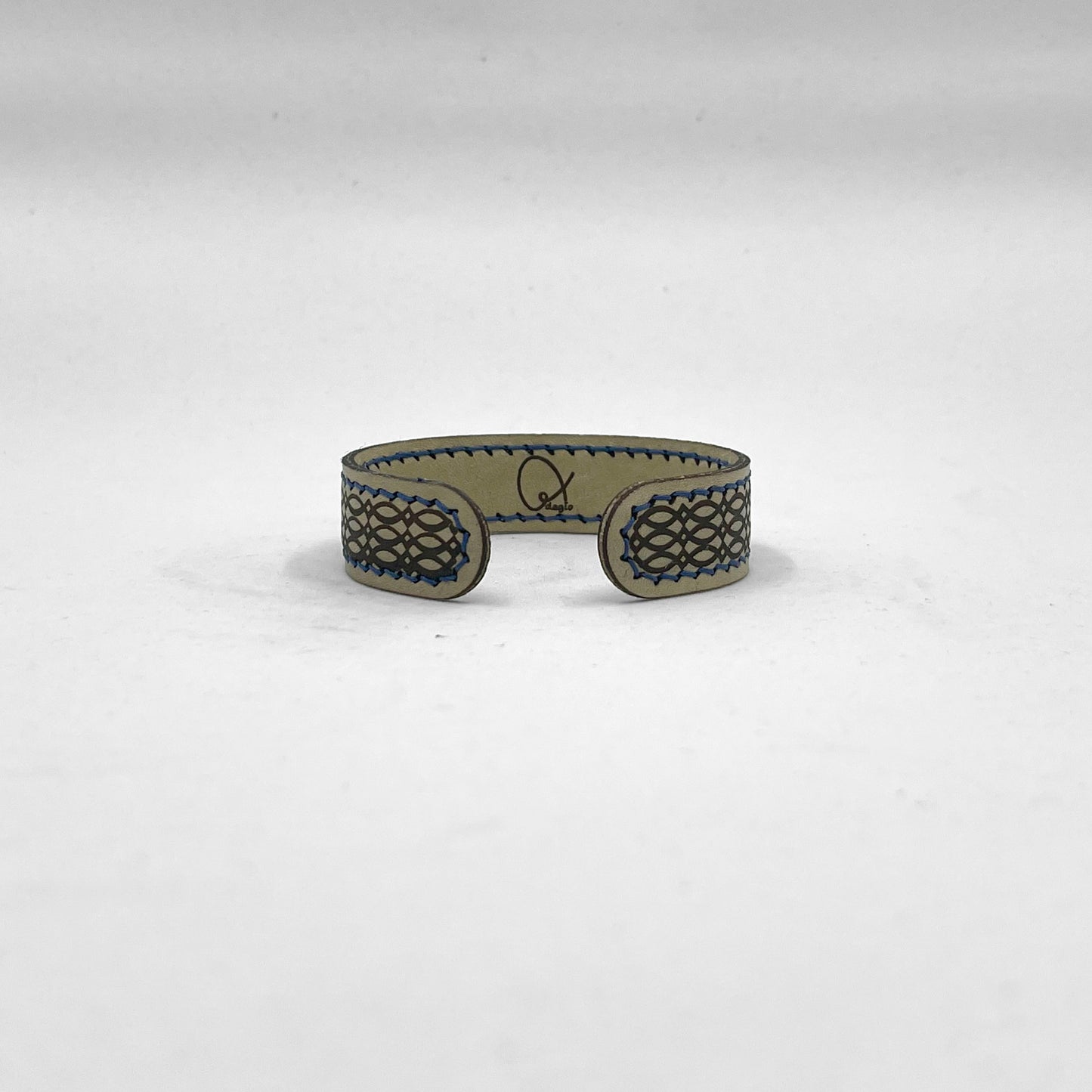 Servant of God Curved Bangle (Small) Gaby