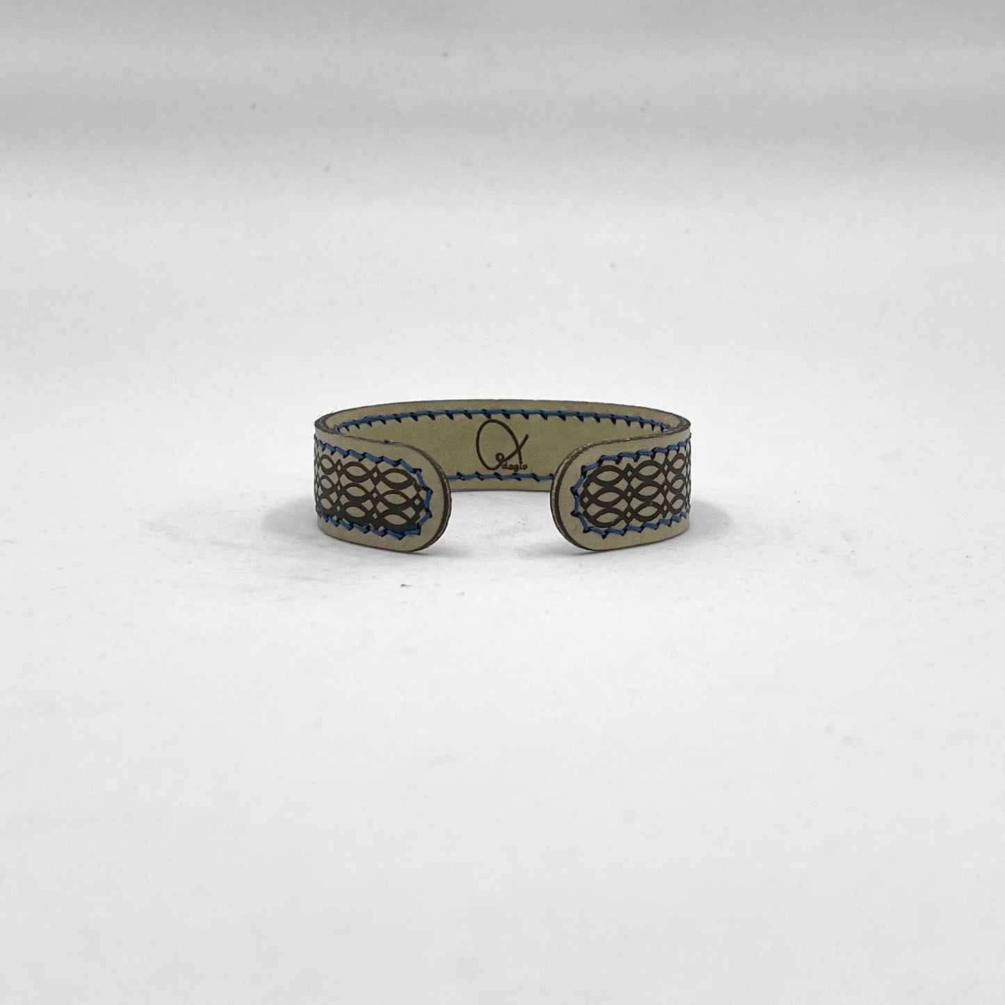 Servant of God Curved Bangle (Small) Gaby