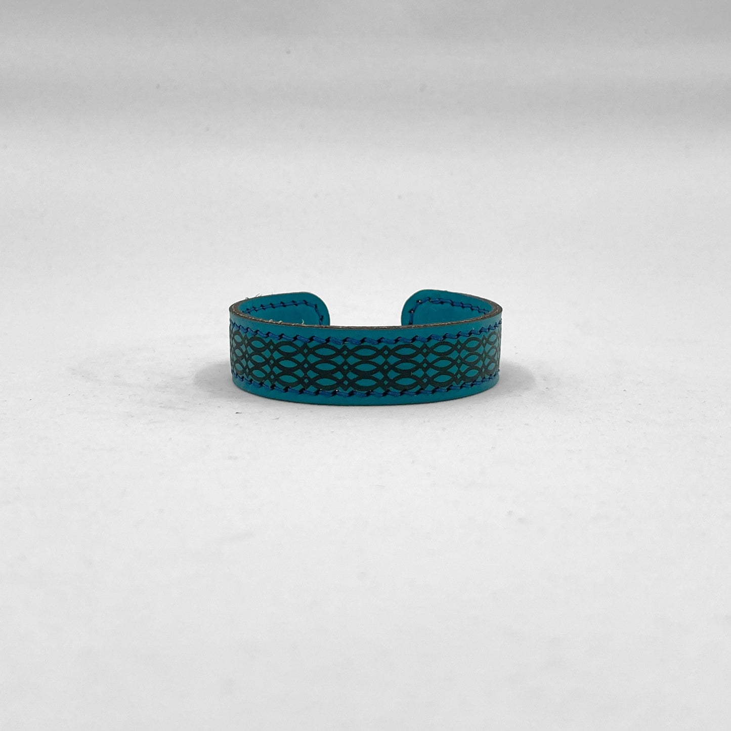 Servant of God Curved Bangle (Small) Gaby